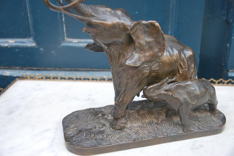 Bronze elephant2