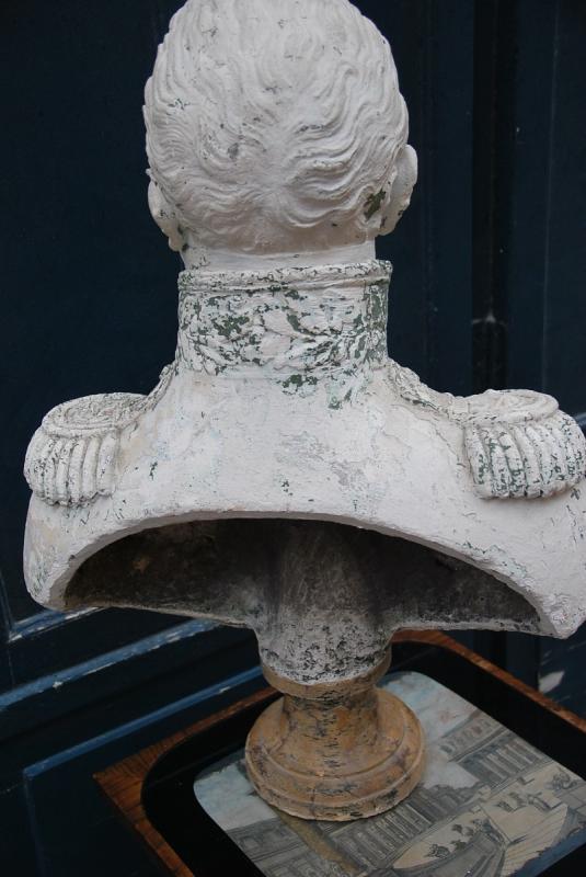 Buste En Plâtre 8