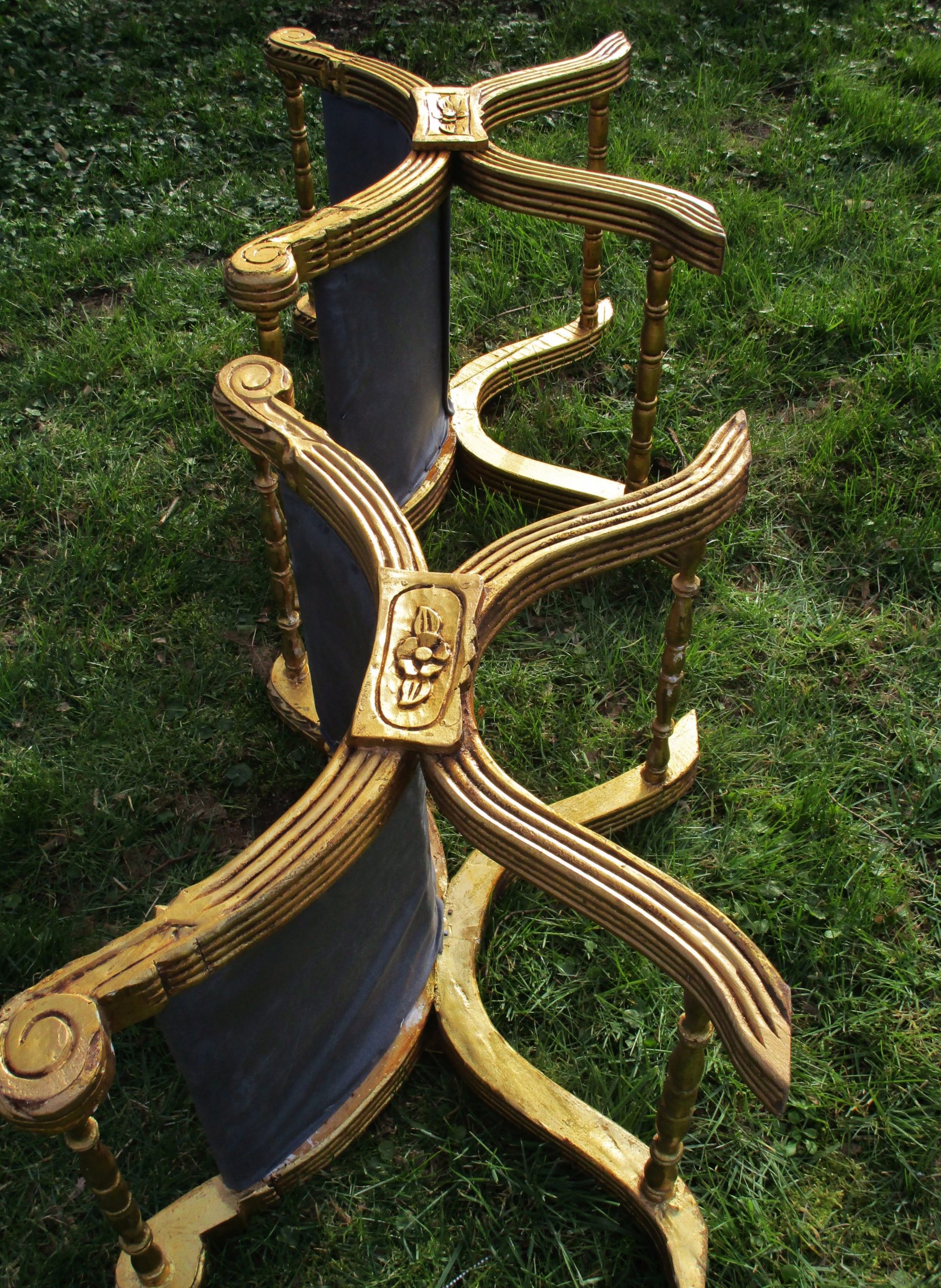 Curule 3 - 14 02 21 108