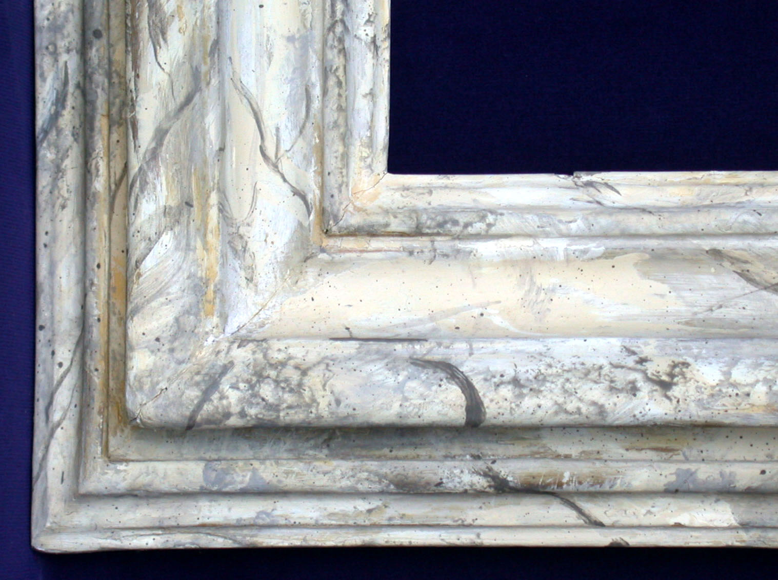 Cadre Rosa FM blanc (2)