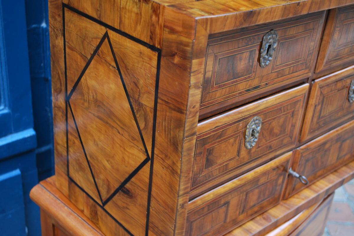 Cabinet En Noyer 3