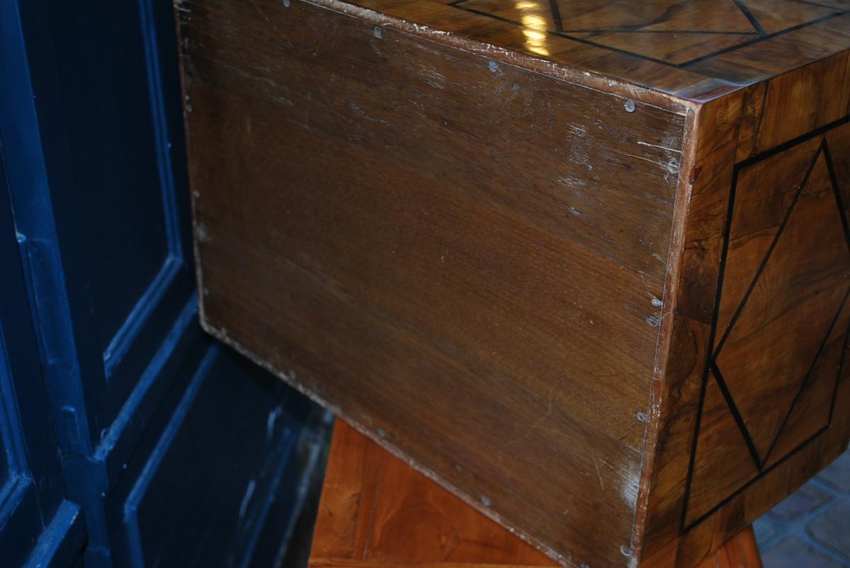 Cabinet En Noyer 5