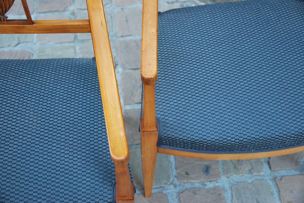 Fauteuils 8