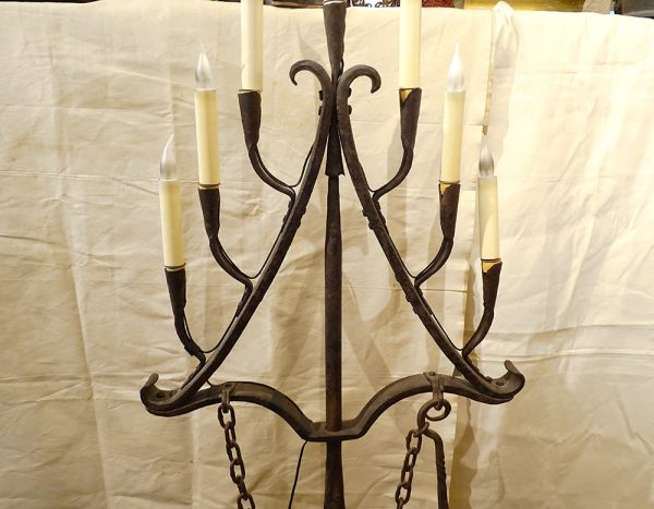 Lampadaire candélabre en fer forgé